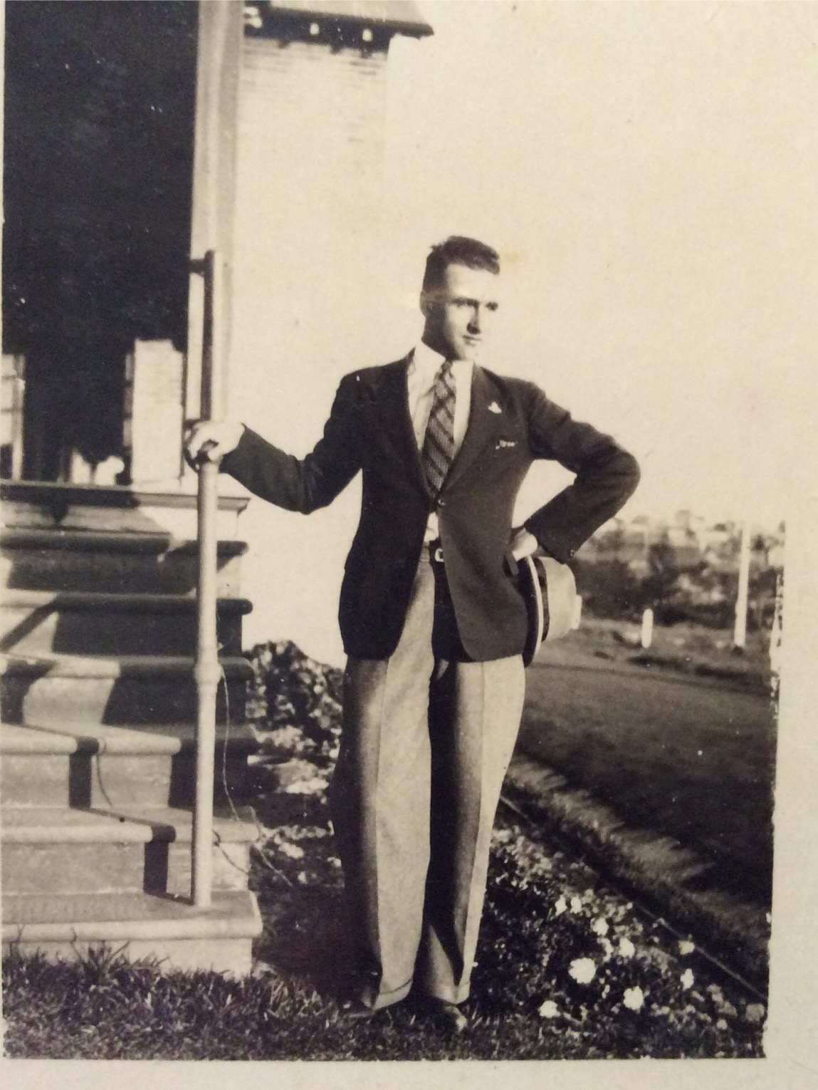 Photo of photos/Arthur Alexander McLennan b1905-d1932 portrait